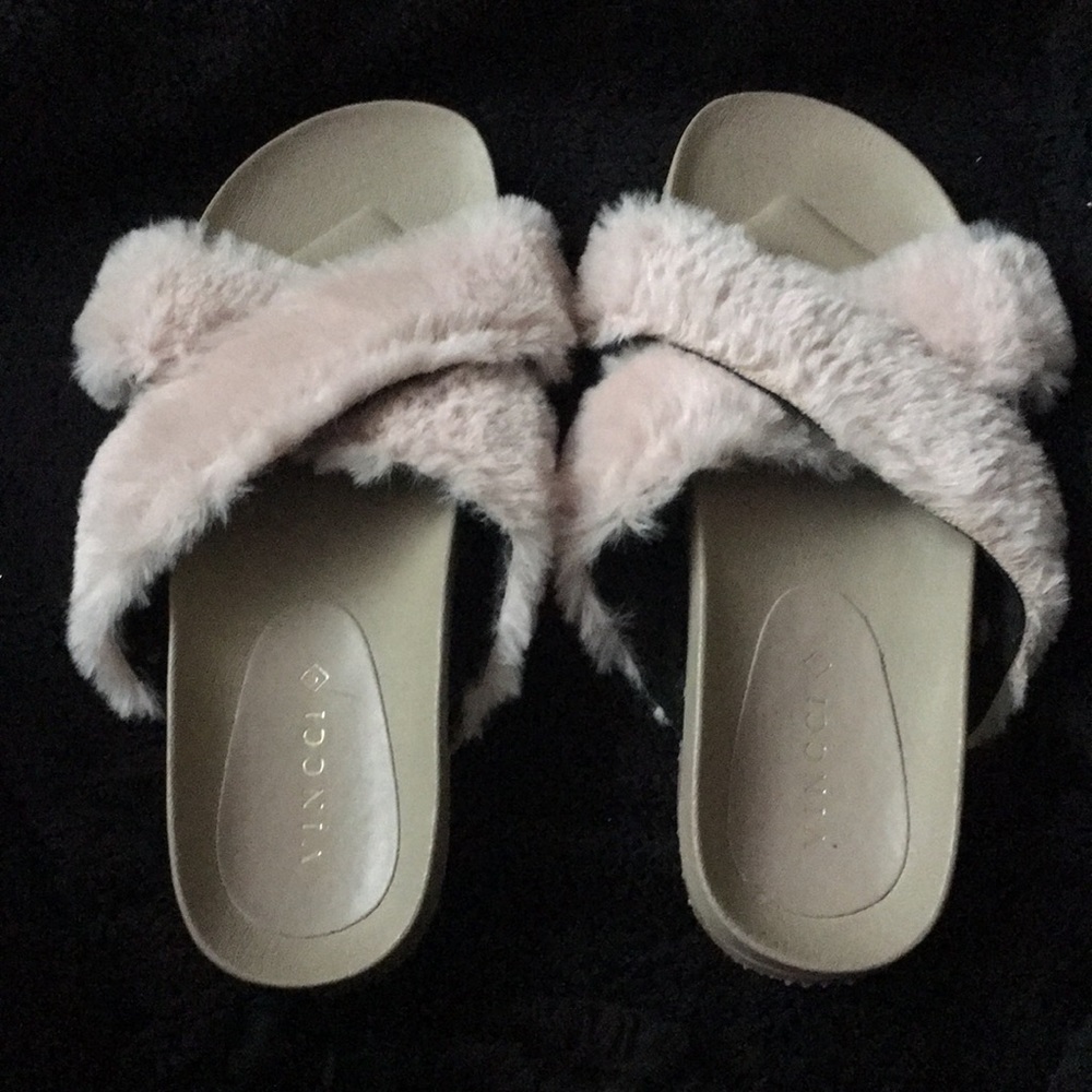 Fluffy slippers (comfy)
